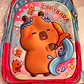 COMBO MOCHILA PARA PRIMARIA DISEÑO CAPIBARA AL AZAR MOD# 25163-7 - Miniatura 11