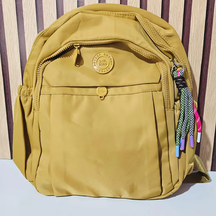MOCHILA JUVENIL COLGANTE DE COLORES MOD# 1226-9 8