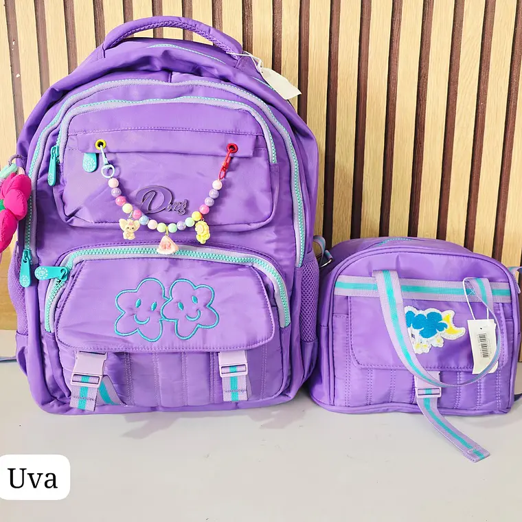 MOCHILA JUVENIL CON COLGANTE FLOR Y PULSERA MOD# S-8004-1🥰 2