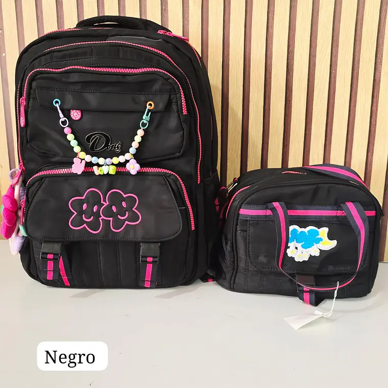 MOCHILA JUVENIL CON COLGANTE FLOR Y PULSERA MOD# S-8004-1🥰 6