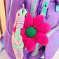 MOCHILA JUVENIL CON COLGANTE FLOR Y PULSERA MOD# S-8004-1🥰 - Miniatura 9