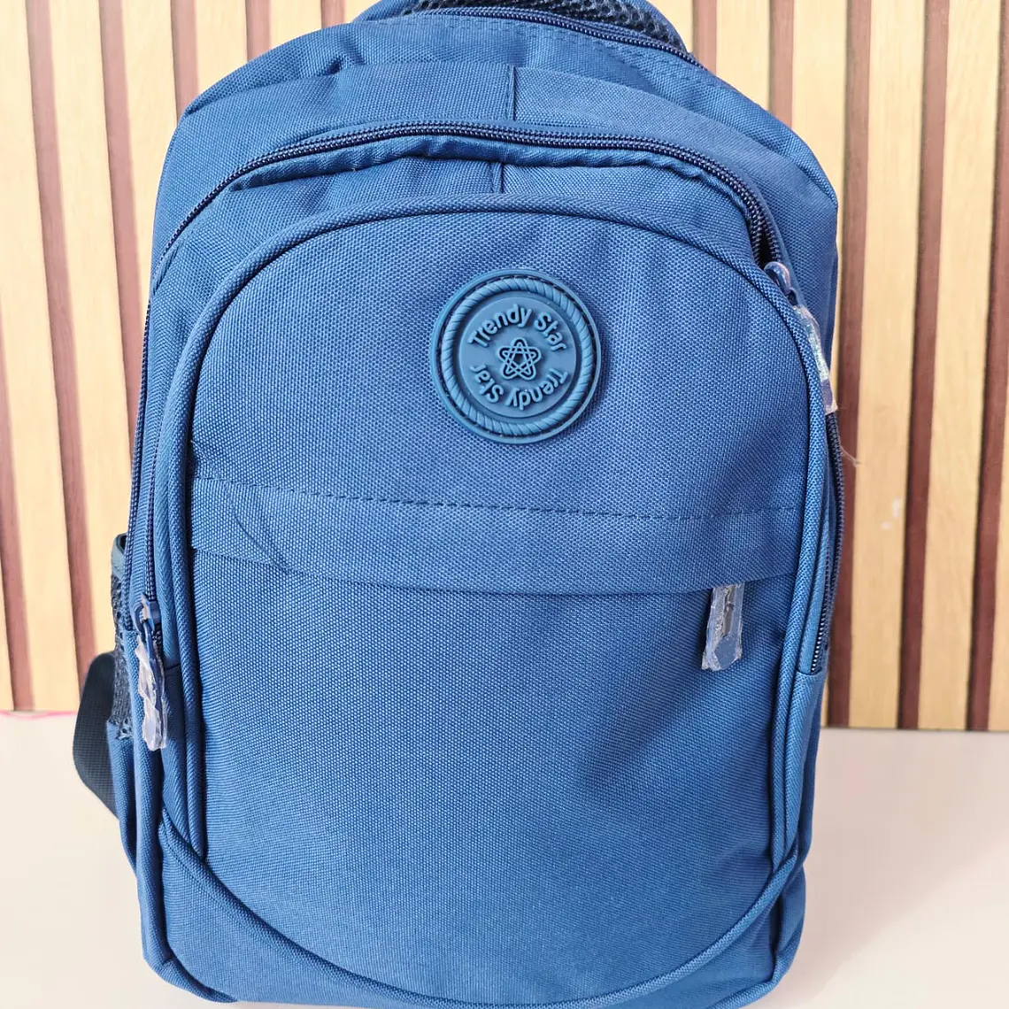 MOCHILA CHICA JUVENIL TRENDY STAR MOD# FG5095 11