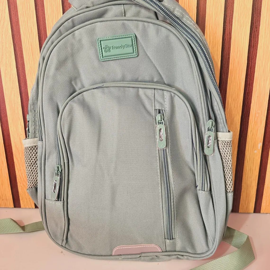 MOCHILA MEDIANA TRENDY STAR MOD# 25015 3