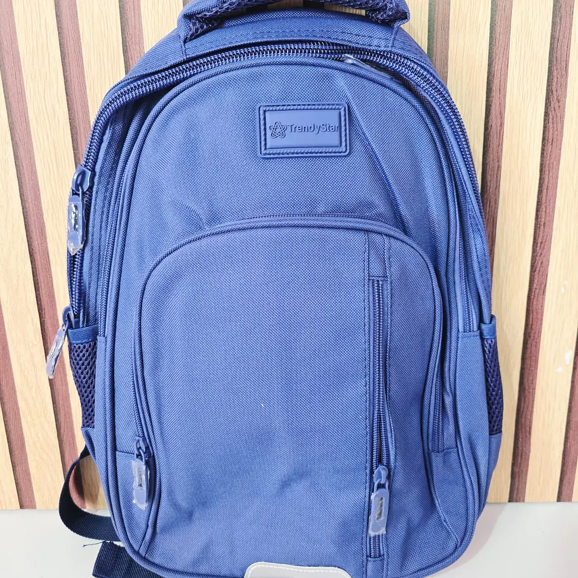 MOCHILA MEDIANA TRENDY STAR MOD# 25015 4