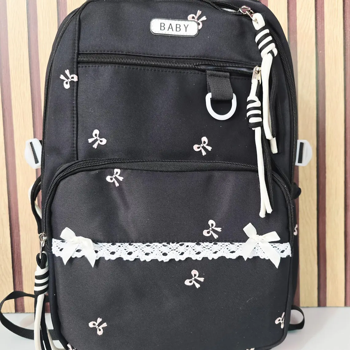 MOCHILA JUVENIL CON MONEDERITO Y ENCAJE (MOÑOS) MOD# 6925 4