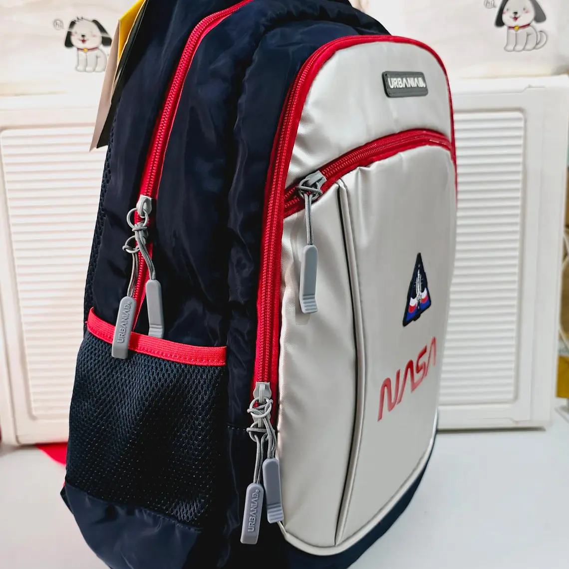 MOCHILA ORIGINAL NASA BLANCO/ROJO MOD# MMPT000 2