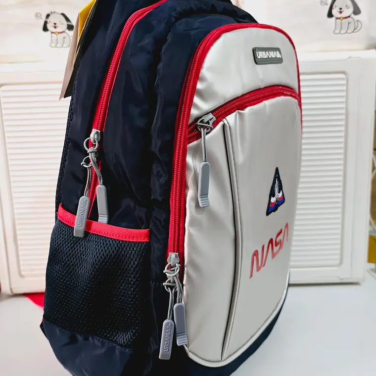 MOCHILA ORIGINAL NASA BLANCO/ROJO MOD# MMPT000 2