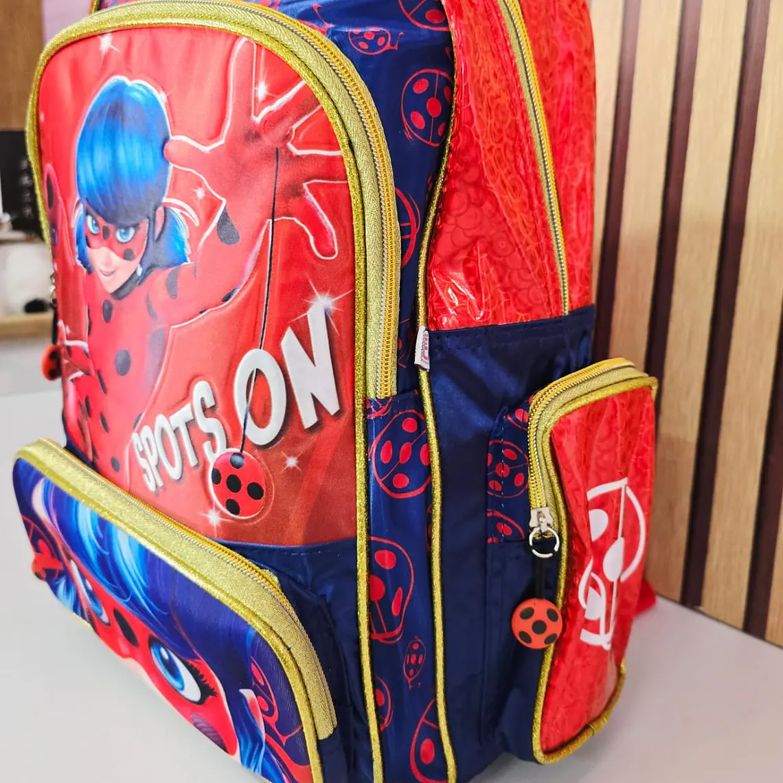 MOCHILA ORIGINAL LADY BUG  CON ANTIFAZ FOTORAMA PRIMARIA  SPOT ON MOD# LB30A60BP 3