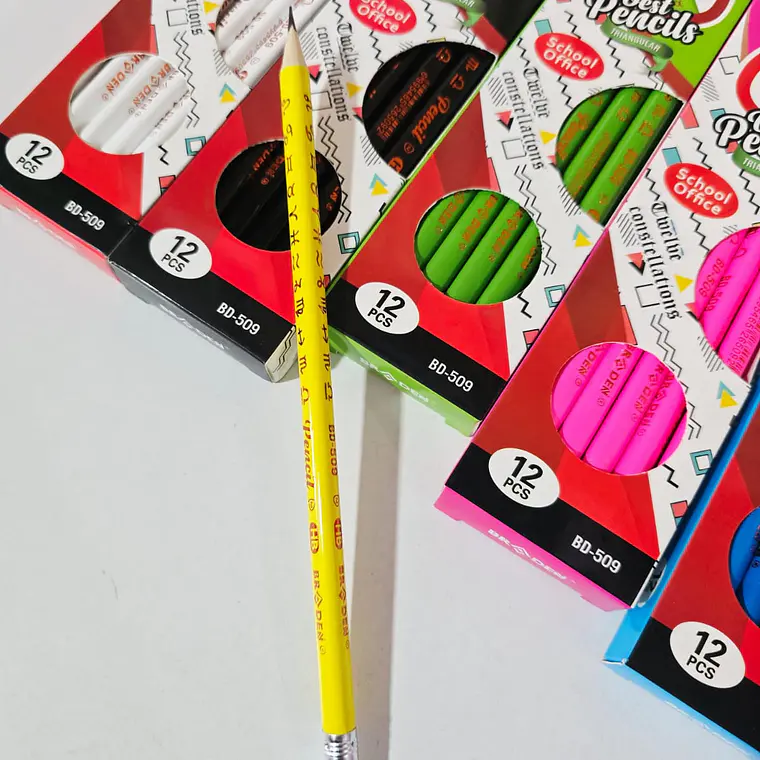 CAJITA CON 12 LAPICES MOD# B-0008Q 2