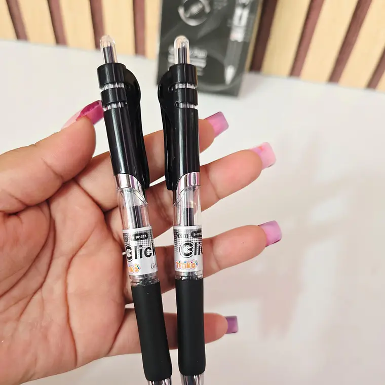 CAJITA CON 12 LAPICEROS DE GEL MOD# B-1019ZX 3