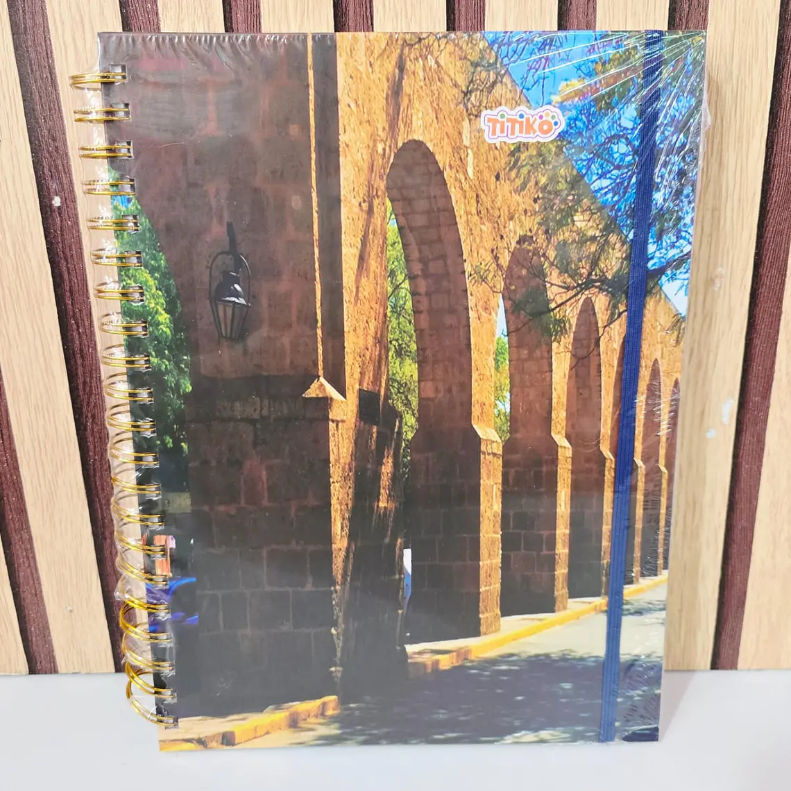 (CUADROS) LIBRETA PROFESIONAL CON 200 HOJAS MOD# TK-0137BJ 5