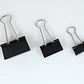 CAJITA CON 12 BINDER CLIPS PARA CARPETA MOD# WJ-100-19, 15, 32 📂 - Miniatura 1