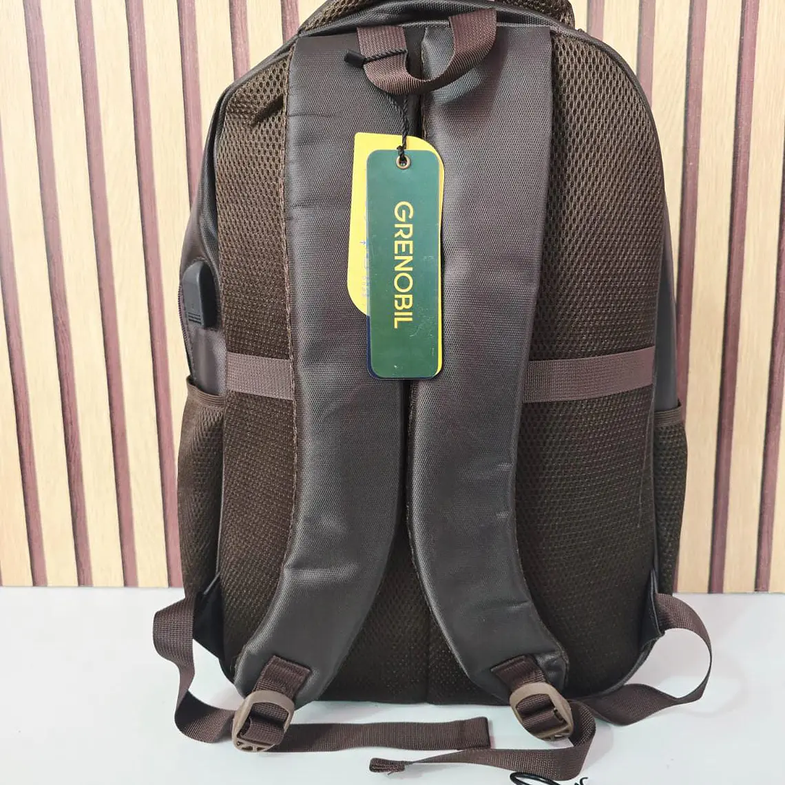 MOCHILA CAFÉ GRENOBIL PARA CABALLERO MOD# 1811365 3