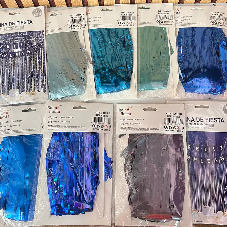 CORTINA PARA FIESTA COLORES METÁLICOS 1