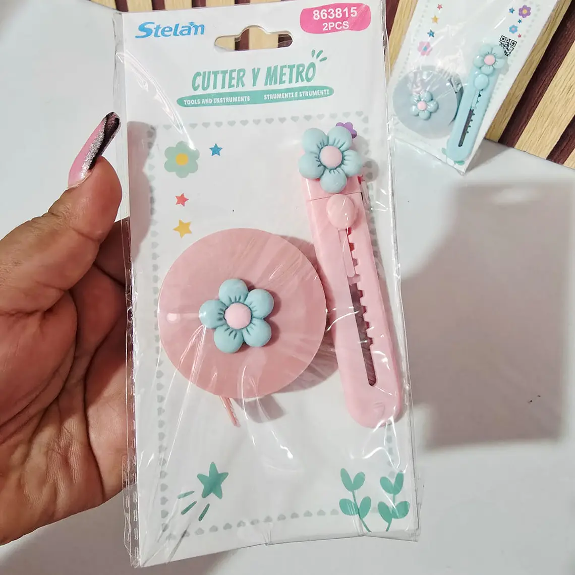 SET MINI CÚTER Y FLEXOMETRO KAWAII MOD# 863815 2