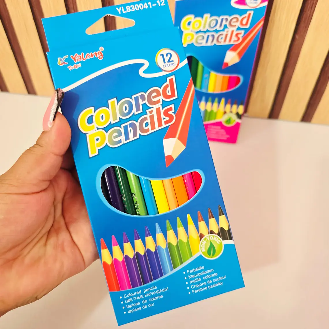 CAJITA CON 12 COLORES MOD# YL830041-12 2