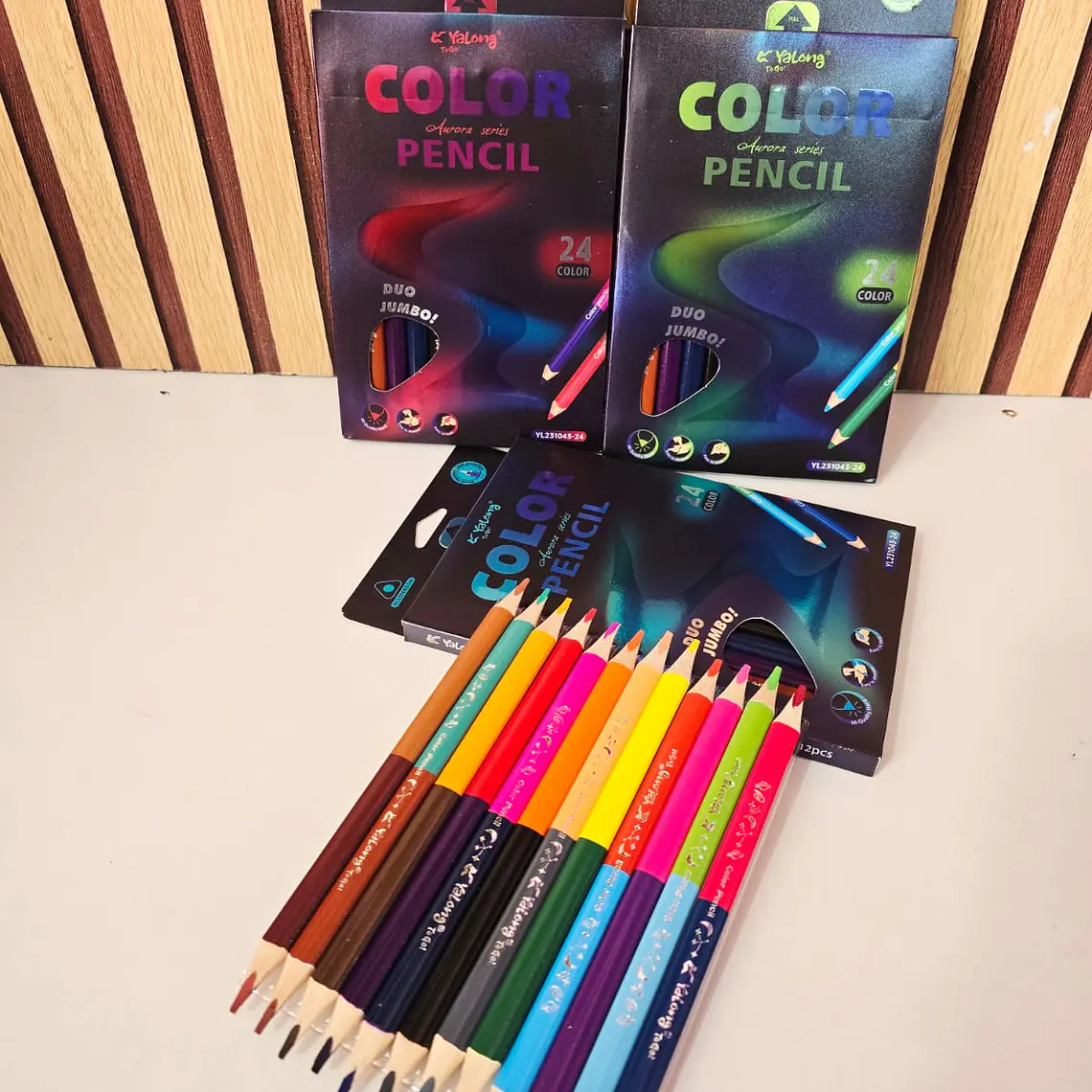 CAJITA CON 12, 18 Y 24 COLORES (JUMBO) DOBLE PUNTA MOD# YL231043-12, 18 Y 24 7
