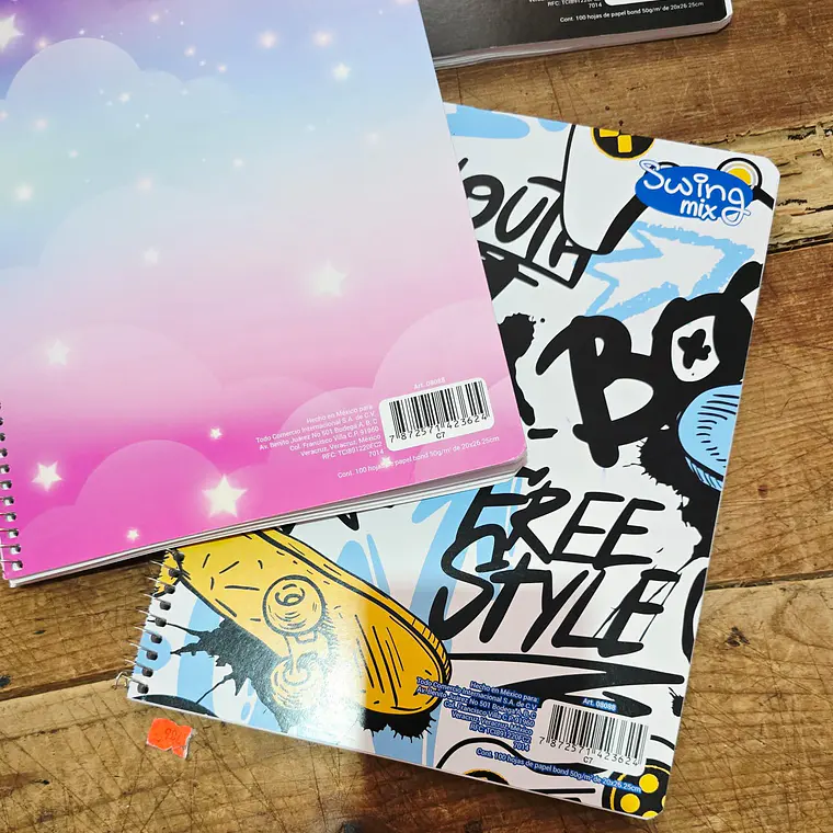 (CUADROS) LIBRETA PROFESIONAL CON 100 HOJAS SWING MIX MOD# 0808 4