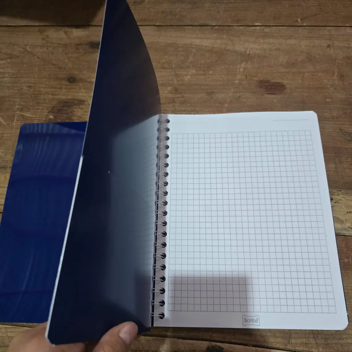 (CUADROS) LIBRETA PROFESIONAL SCRIBE CON 100 HOJAS MOD# 2053 10