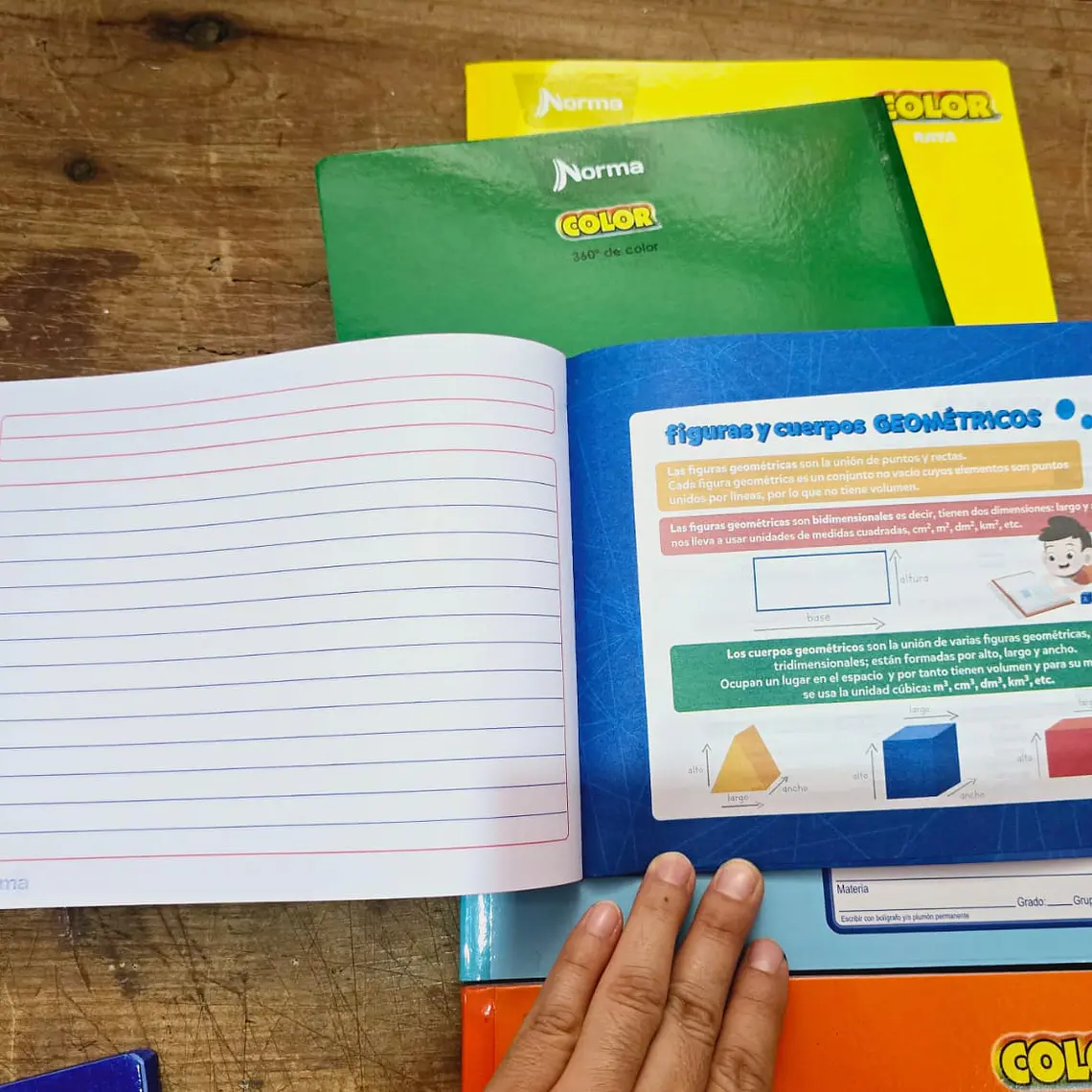 (RAYAS) CUADERNO  ITALIANO PROFESIONAL NORMA CON 100 HOJAS MOD# 812956 7
