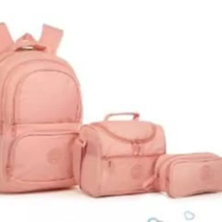 COMBO DE 3 PIEZAS MOCHILA TRENDY STAR CON LONCHERA Y LAPICERA MOD#941110 7