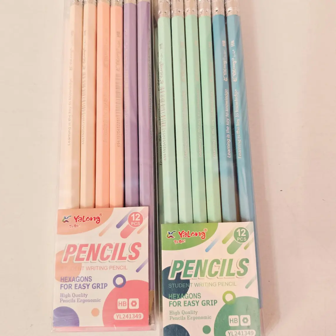 PAQ CON 12 LÁPICES COLORES LISOS MOD# YL241349 1