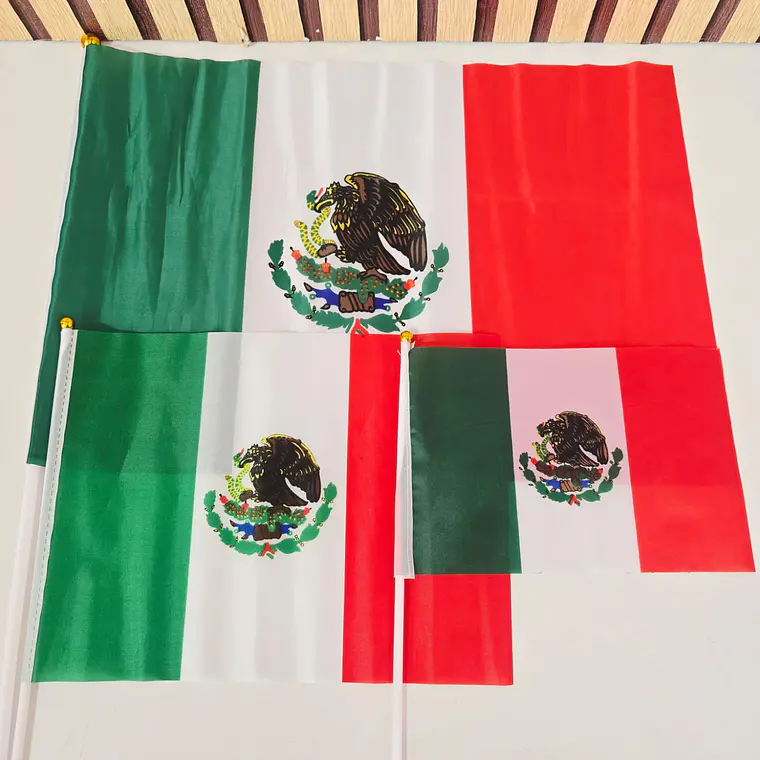 DOCENA DE BANDERITAS/MÉXICO MOD# 26MCE-3, 18, 5 1