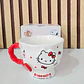 TAZA DE CERÁMICA HELLO KITTY Y SUS AMIGOS (350ML) MOD# 26-TCB-191 - Miniatura 3