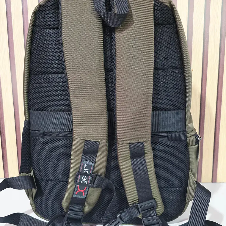 MOCHILA ORIGINAL X-GEAR PARA CABALLERO MOD# LX1012 6