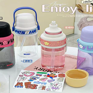 BOTE ESTILO KAWAII PARA AGUA DE 750 ML (ENJOY LIFE) MOD# X-124S- COPIAR
