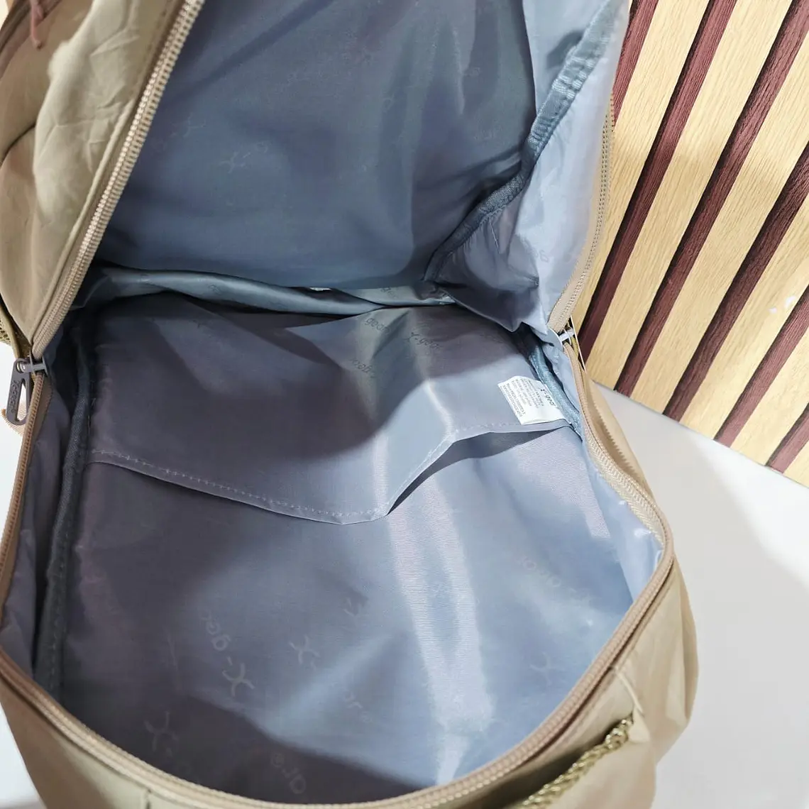 MOCHILA ORIGINAL JUVENIL MOD# XGE-6627 6