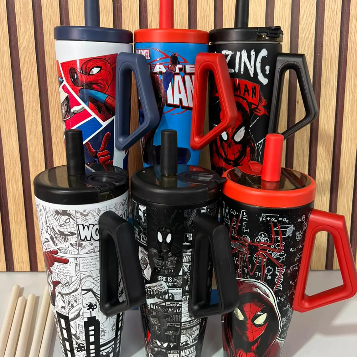 TERMO CON AGARRADERA SPIDERMAN DE 1100ML MOD# SN-004 7