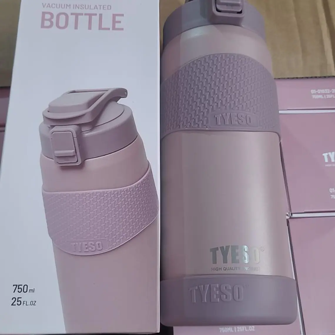 TERMO RÉPLICA TYESO DE 750ML MOD# TS-01-01032-206, 02, Y 03 11
