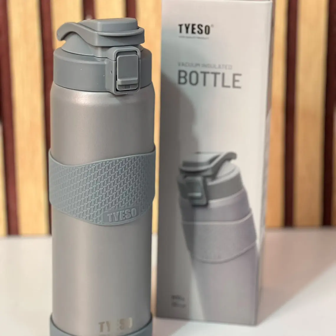 TERMO RÉPLICA TYESO DE 900ML MOD# TS-01-01033-202, 203 y 208 4