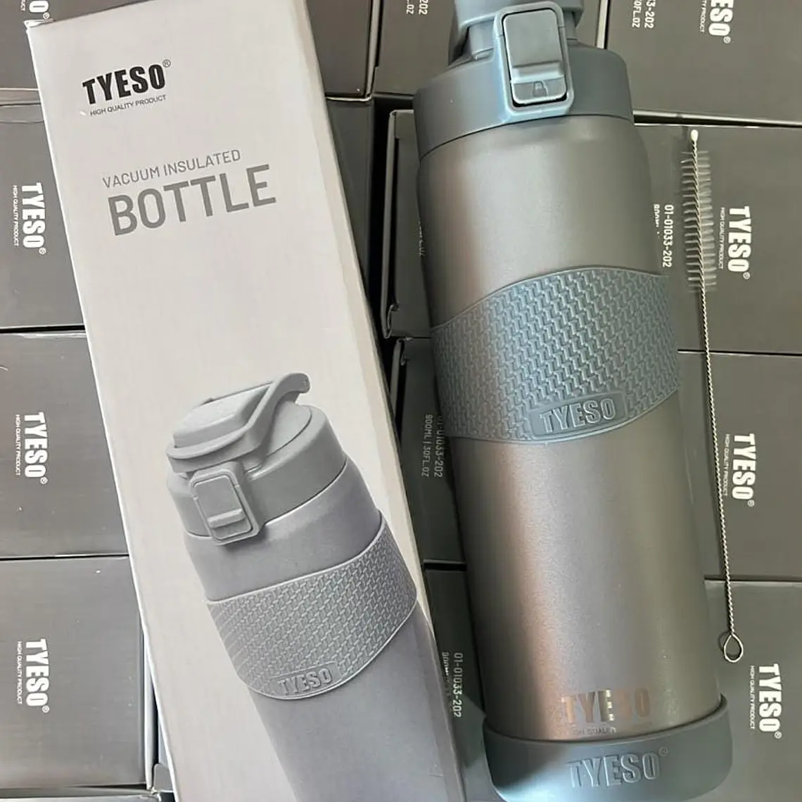 TERMO RÉPLICA TYESO DE 900ML MOD# TS-01-01033-202, 203 y 208 5