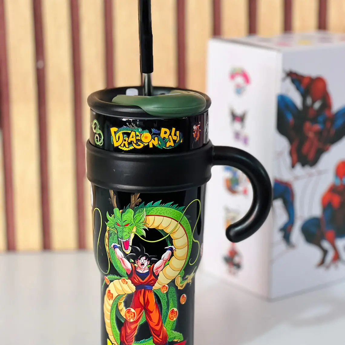 TERMO DE 1200ML CON ASA VARIOS PERSONAJES MOD# 26-TERMO-046 9