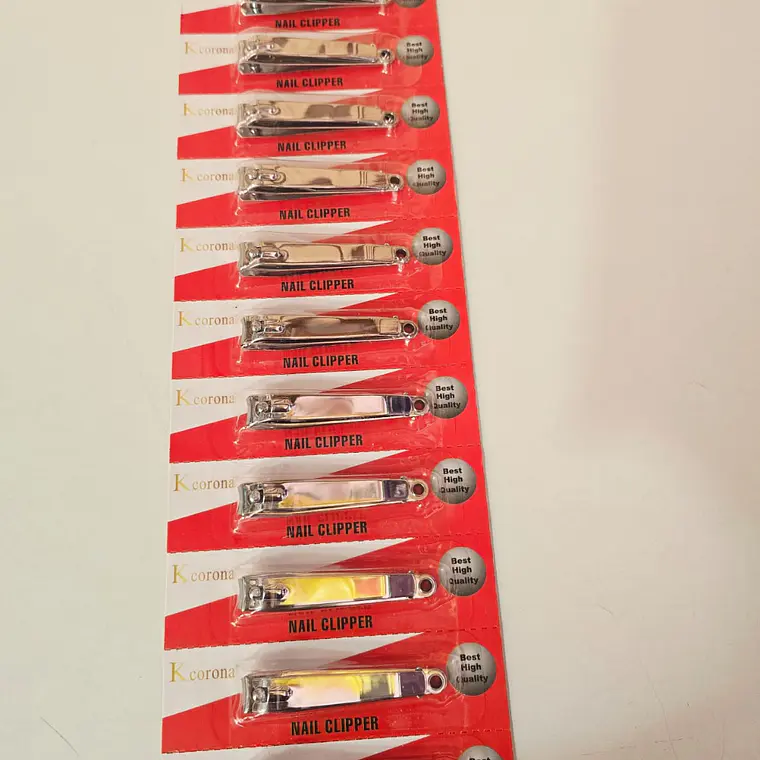 TIRA CON 12 CORTA UÑAS GRANDES MOD# 368 3