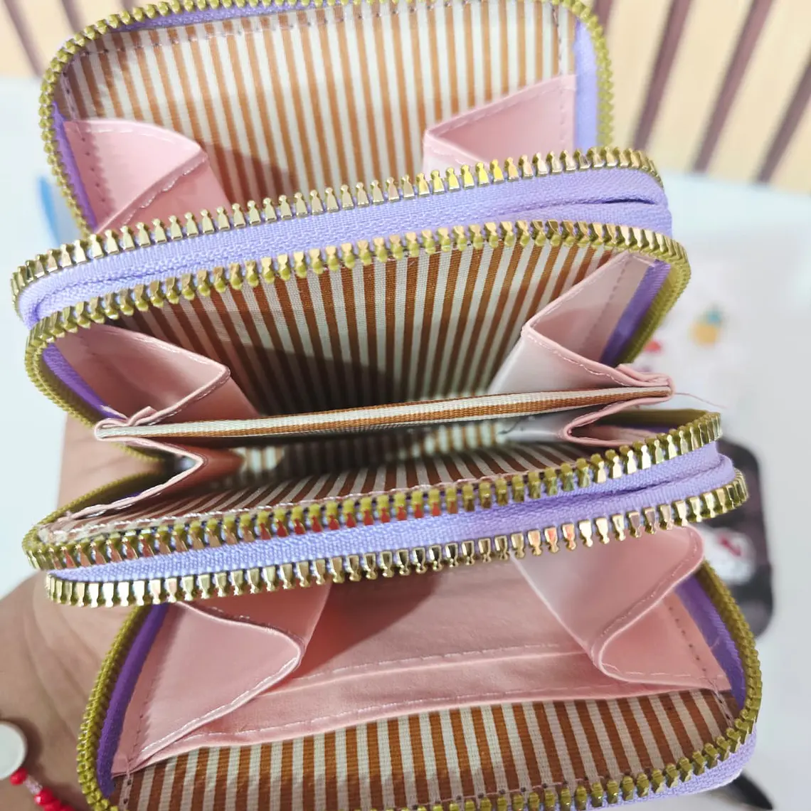 CARTERA/MONEDERO CON 3 CIERRES (SNOOPY)MOD# WLW6-65 4