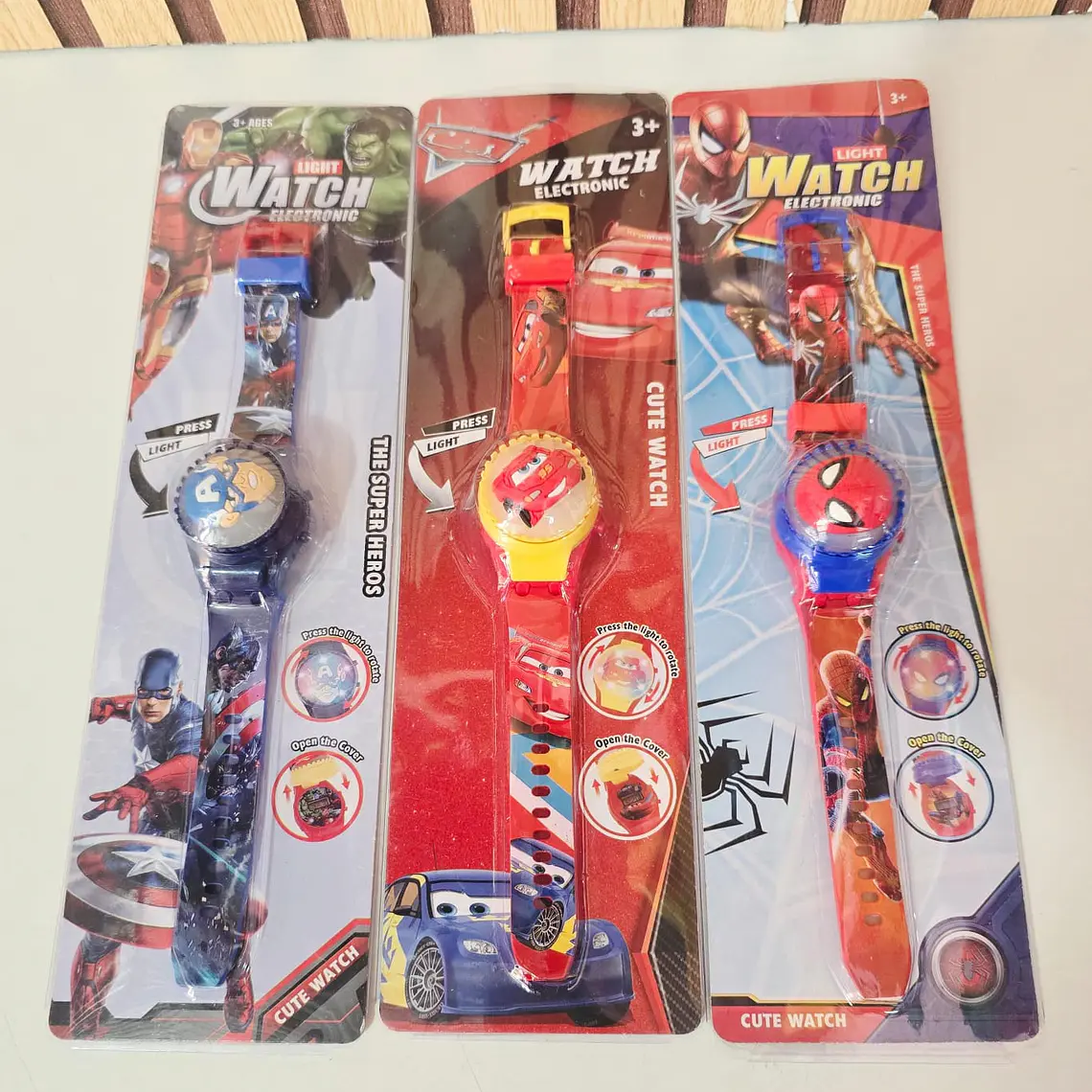RELOJ INFANTIL CON LUZ VARIOS PERSONAJES MOD# WHF-2 3