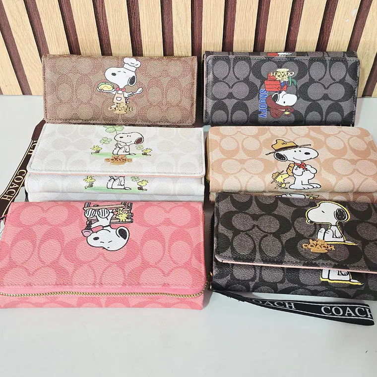 CARTERA/TARJETERO COACH (SNOOPY) MOD# WLW6-41 1