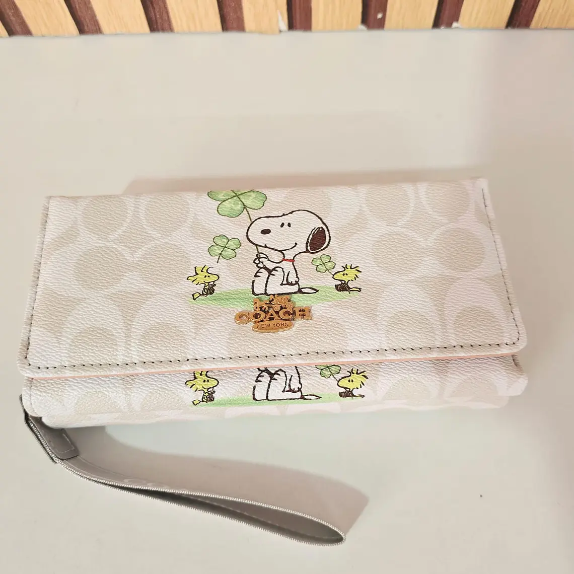 CARTERA/TARJETERO COACH (SNOOPY) MOD# WLW6-41 8
