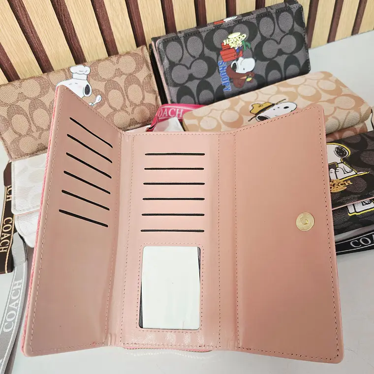 CARTERA/TARJETERO COACH (SNOOPY) MOD# WLW6-41 9