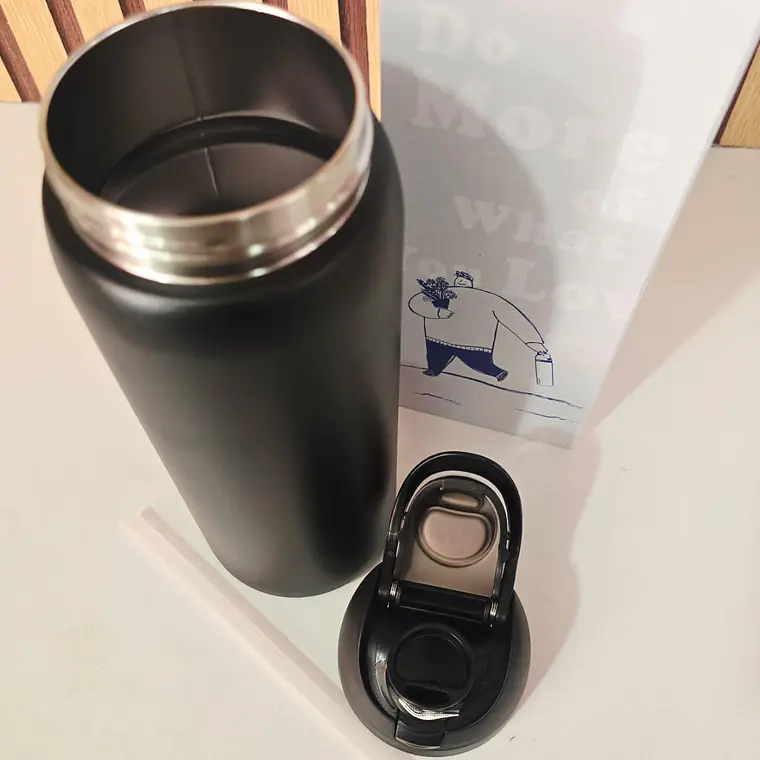 TERMO NEGRO OWALA DE 945ML MOD# 88-30TS 3