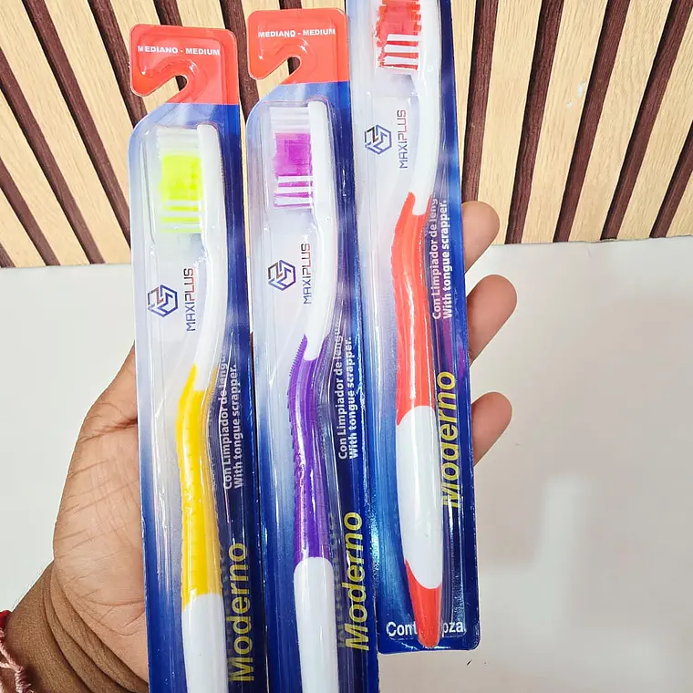 PAQ. DE 3 CEPILLOS DENTALES PARA ADULTO MOD# 4115  🪥🦷 1