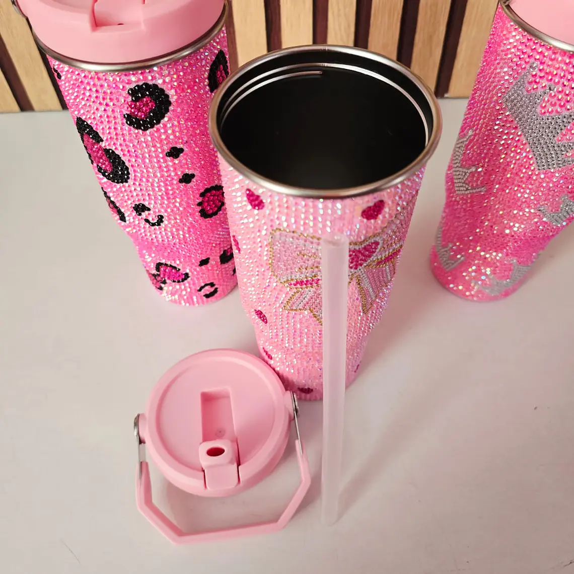 TERMO ROSA DE 887ML ACABADO DIAMANTE MOD# VASOS C4 5