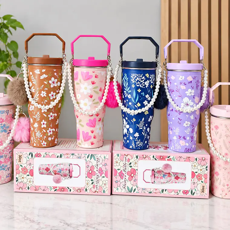 VASO TÉRMICO DE 887ML CON POMPÓN Y PERLAS MOD# VASOS C20 1