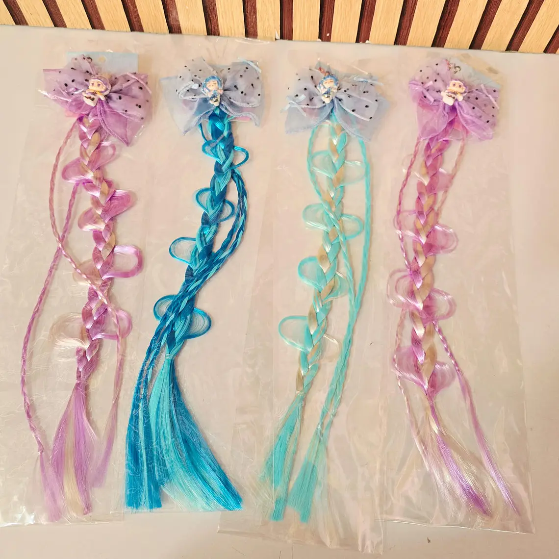 DONITA CON TRENZA (AL AZAR) VARIOS MODELOS 2