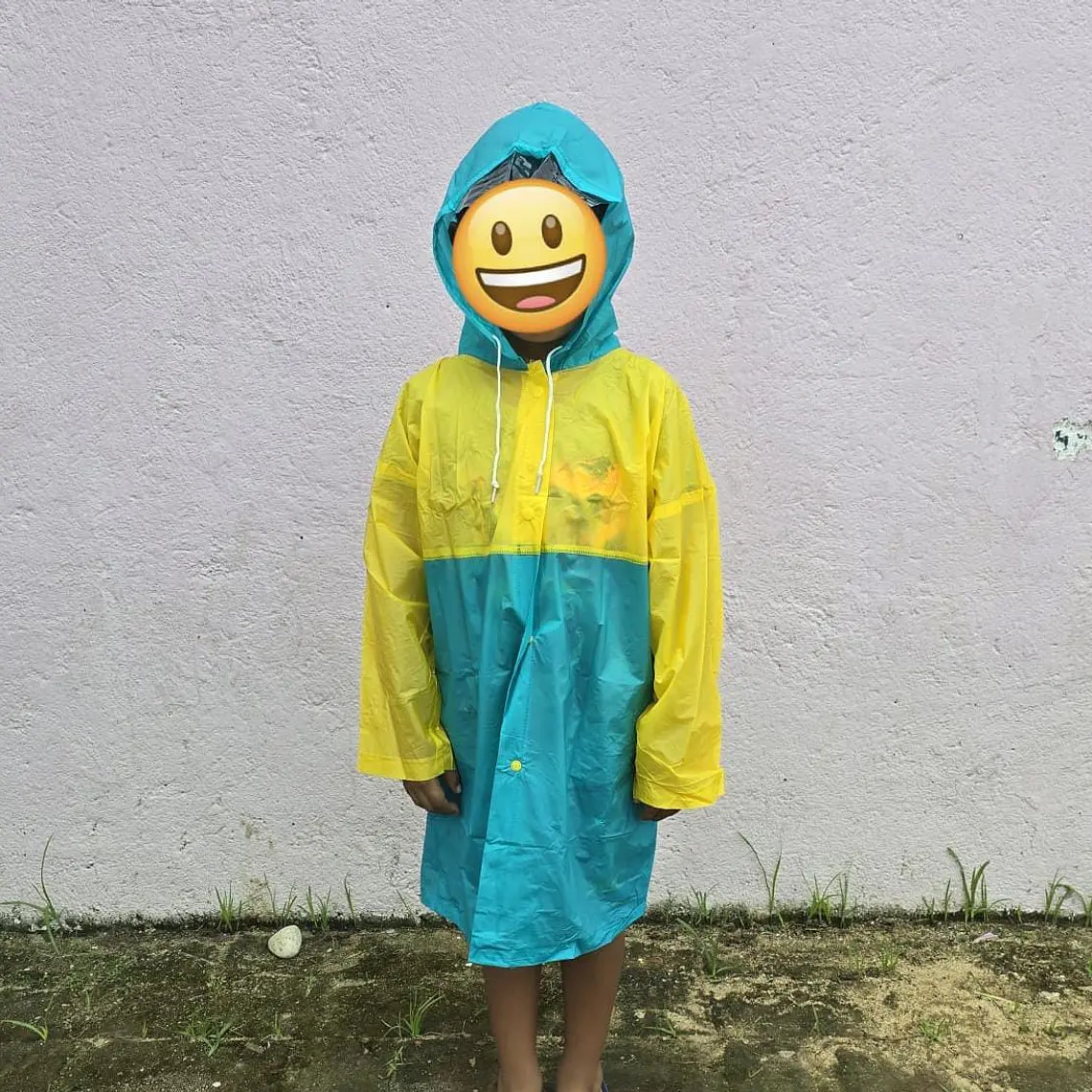 IMPERMEABLE PARA NIÑOS CON CAPUCHA Y AMPLIACIÓN PARA MOCHILA MOD# TH-168 ☔🌧️ 11