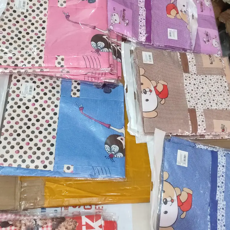 MANDIL PARA ADULTO VARIOS DISEÑOS MOD# MWQ388 8