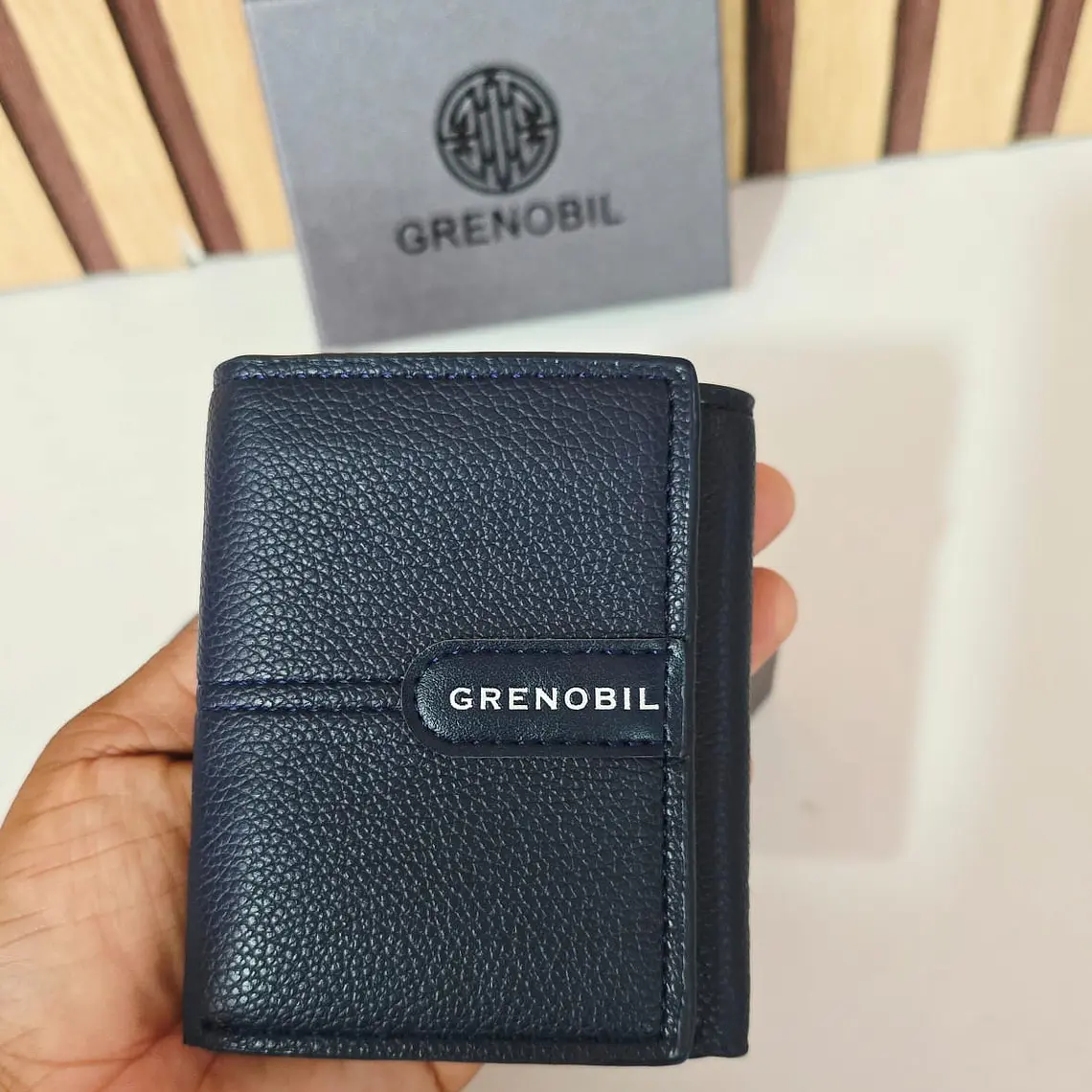 CARTERA GRENOBIL PARA CABALLERO MOD# D40111 2